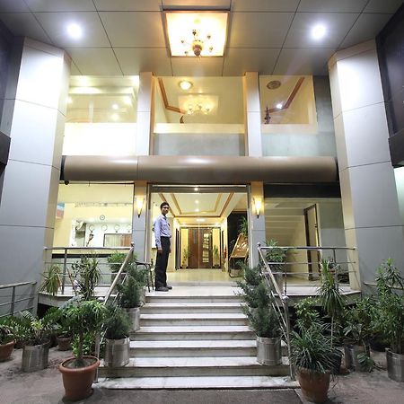 فندق جراند أرجون Rāipur المظهر الخارجي الصورة